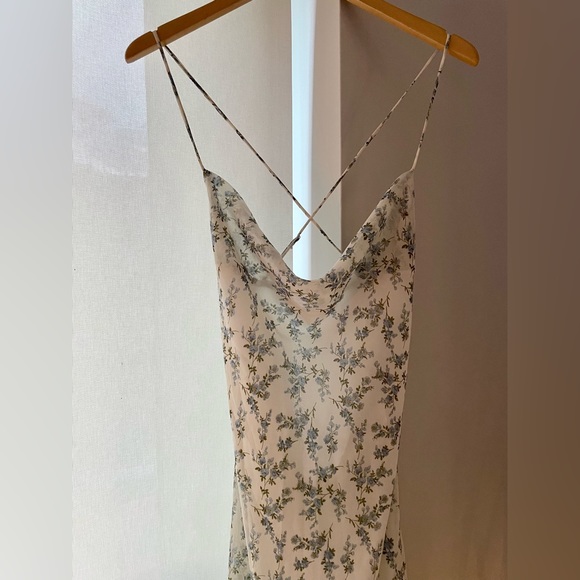 Size M | JLUXLABEL maxi floral dress - Picture 2 of 11